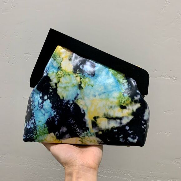 Handmade Genuine Premium Leather Tie-dye Printed Wooden Frame Bag with 2 Chains - Picture 6 of 16